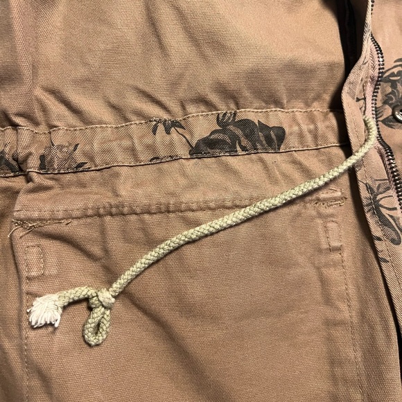 Floral Utility Style Jacket - Picture 3 of 4